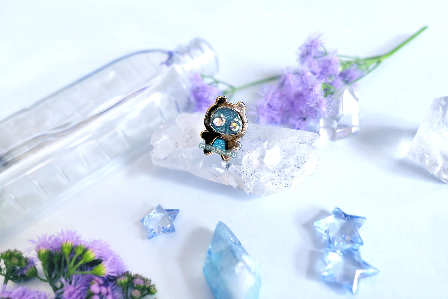 void uchuujin unique enamel pin with crystalline eyes, space alien gem enamel pin